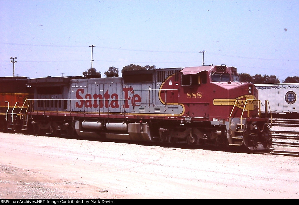 ATSF 888